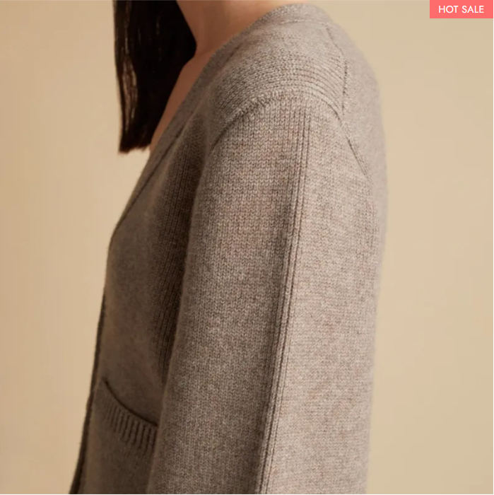 DEEP V-NECK CARDIGAN(🔥Buy 2 Automatic 10% Off & Free Shipping🔥)